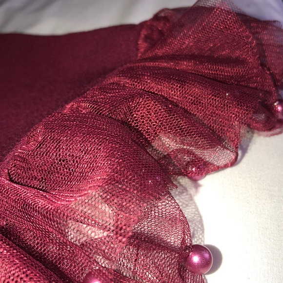 Red top - Picture 5 of 5